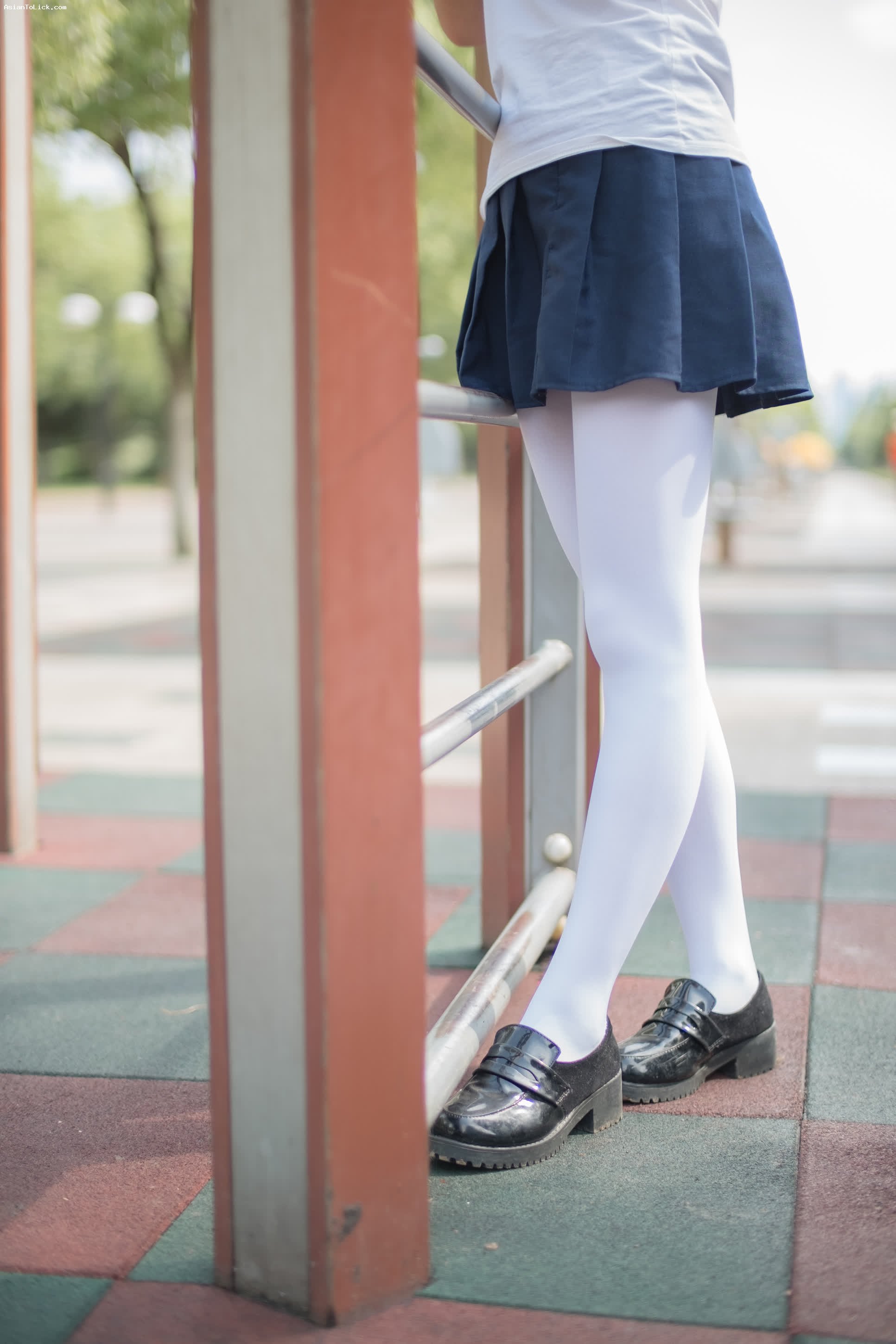 图库-高中生的户外白丝_森萝财团BETA系列-001